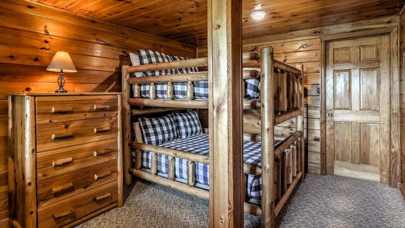 Cavalier Cabin - image 14
