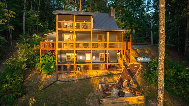 Cavalier Cabin - image 26