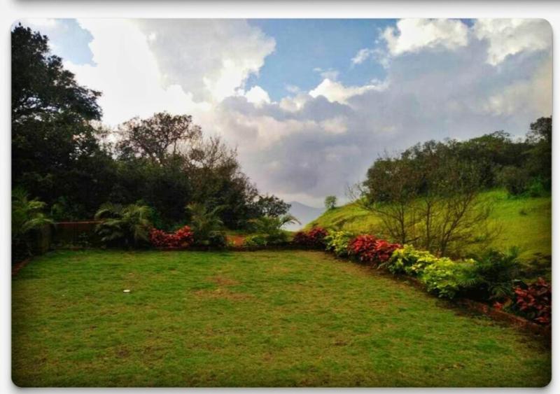 Akhade's Valley Villa - image 13