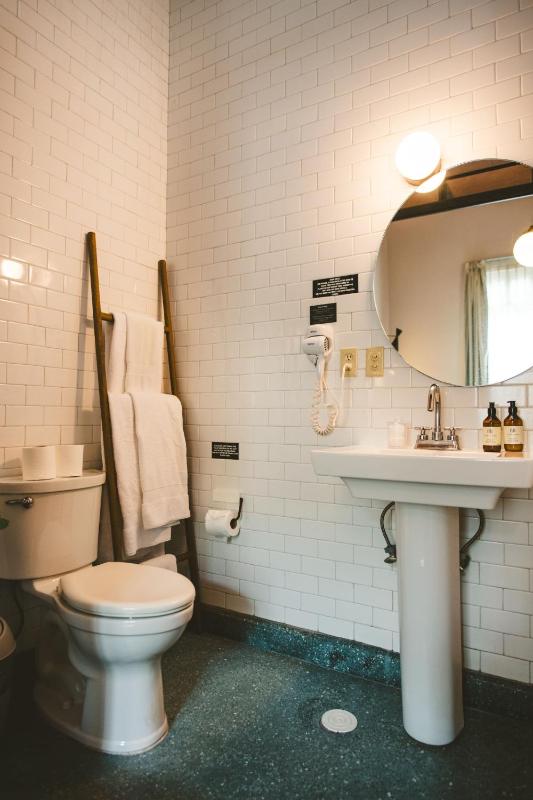 Stylish Colonial Stay in Roma Norte W Rooftop 8BR - image 15