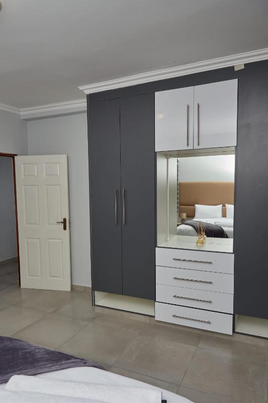 Mountain Drive Apartments - image 13