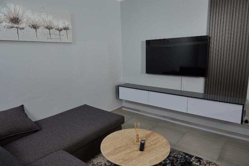 Mountain Drive Apartments - image 15