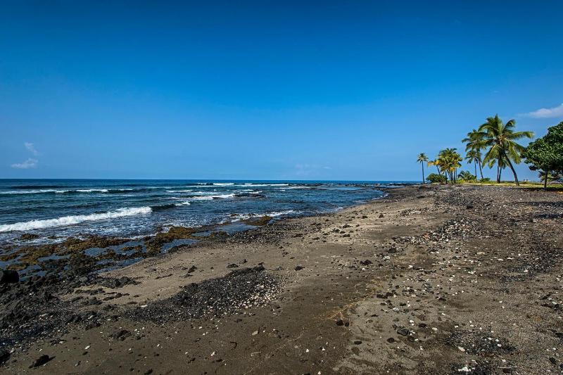 Keauhou Kona Surf & Racquet Club #3-101 