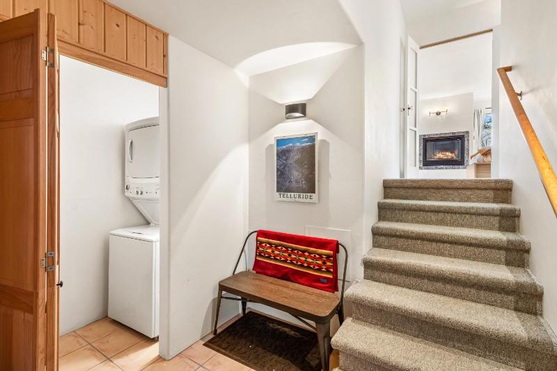Experience luxury at Alpenglow at Telluride Lodge - image 23