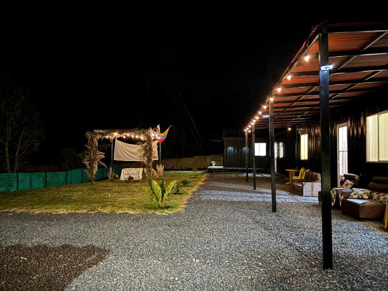Time house en contenedor - image 11