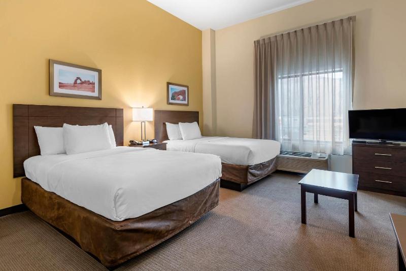 MainStay Suites Moab near Arches National Park - image 38