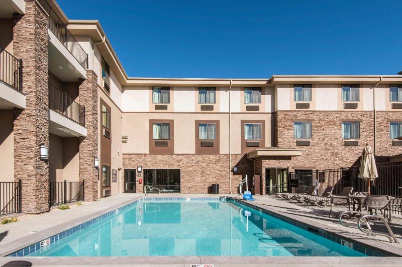 MainStay Suites Moab near Arches National Park - image 28
