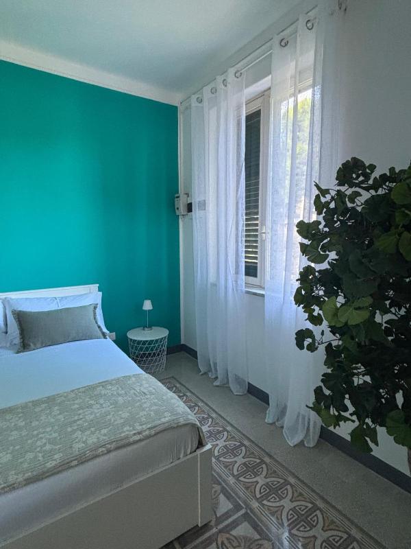 Le Lunette Holiday House - image 23