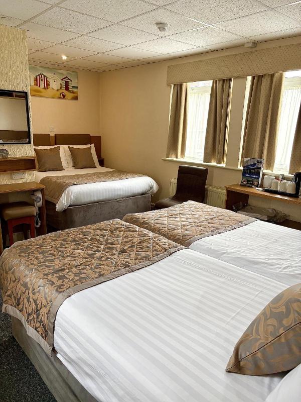 Clifton Court Hotel - image 23