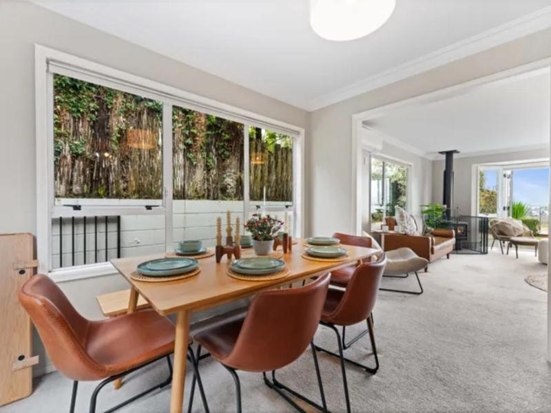 Acacia Horizons - Taupo Holiday Home - image 2