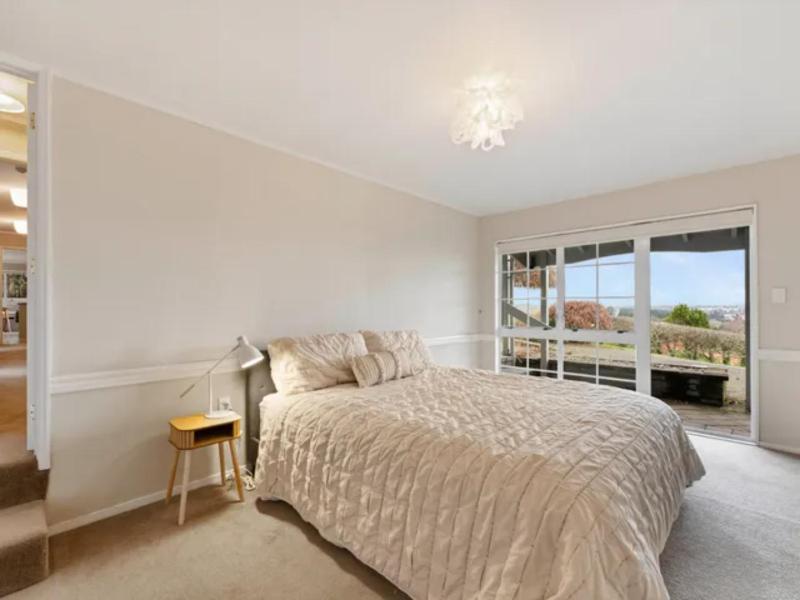 Acacia Horizons - Taupo Holiday Home - image 3