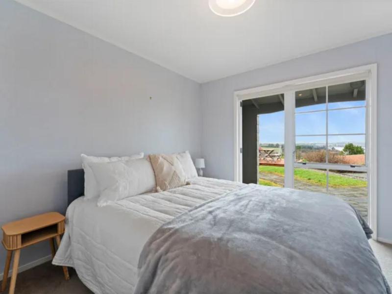 Acacia Horizons - Taupo Holiday Home - image 15