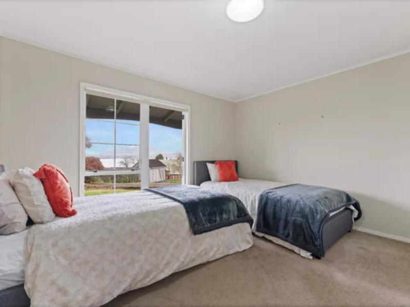 Acacia Horizons - Taupo Holiday Home - image 7