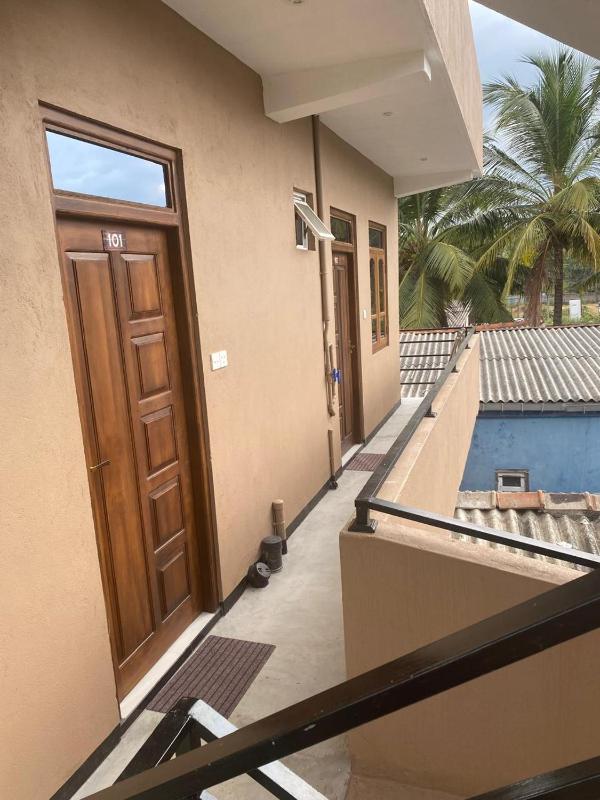 Preni Guest - image 9