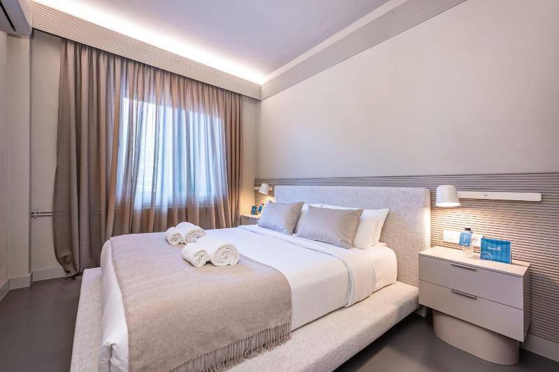 Sweett - Gaudi Avenue - image 2