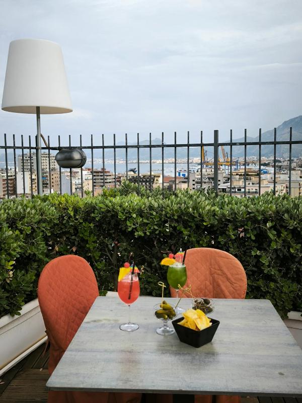 Astoria Palace Hotel - image 12