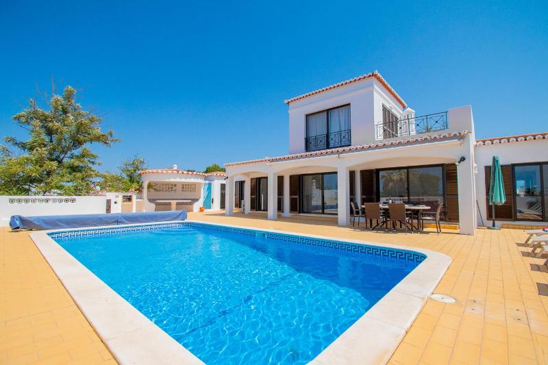 Casa Amora Great holiday Villa in Vale do Milho - image 41