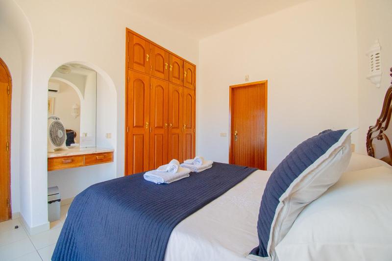Casa Amora Great holiday Villa in Vale do Milho - image 33