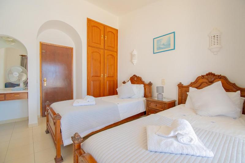 Casa Amora Great holiday Villa in Vale do Milho - image 44