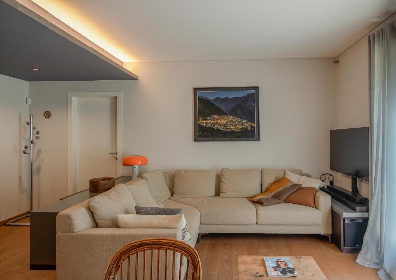 Charming Garden Hideaway Como by Rent All Como - image 29