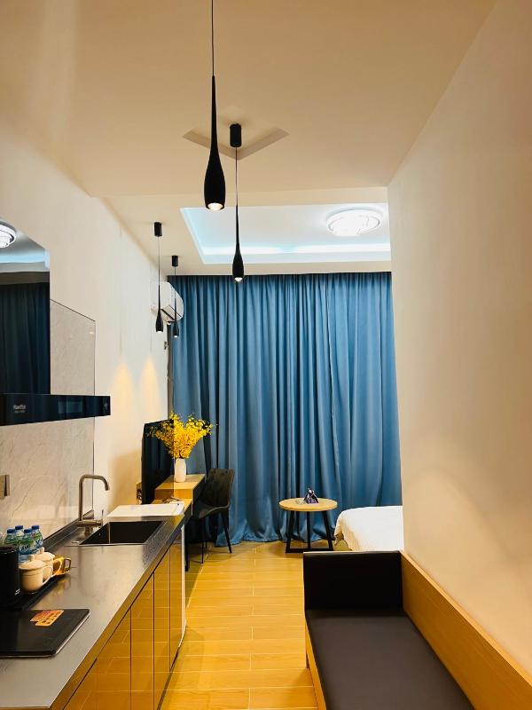 Times Mansion Hotel Queen Room - image 8