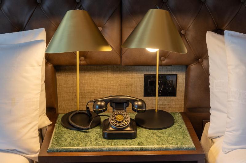 Whisky Hotel Hollywood - image 8