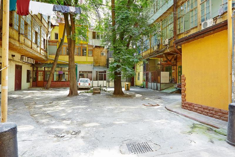 Superior Apartment image 2