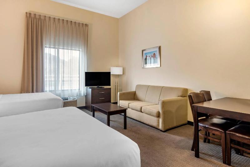 MainStay Suites Moab near Arches National Park - image 37