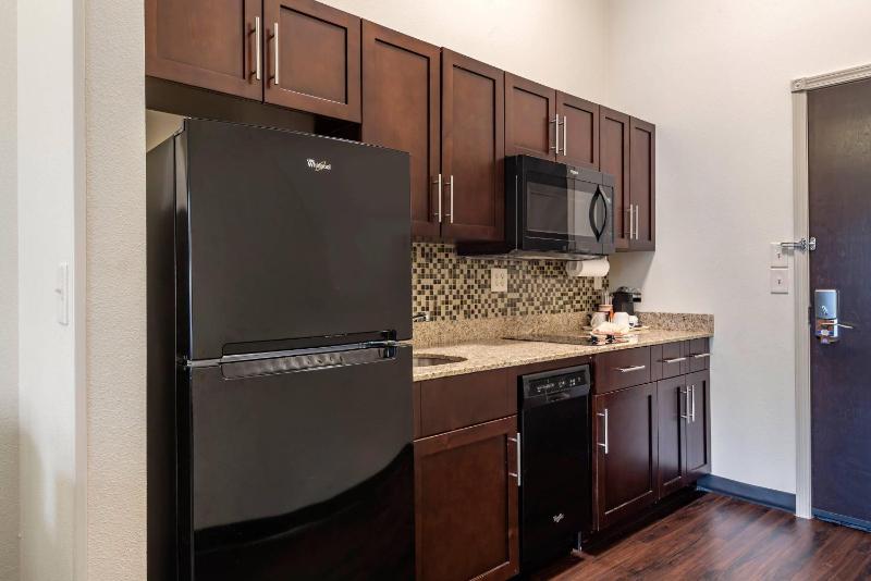 MainStay Suites Moab near Arches National Park - image 11