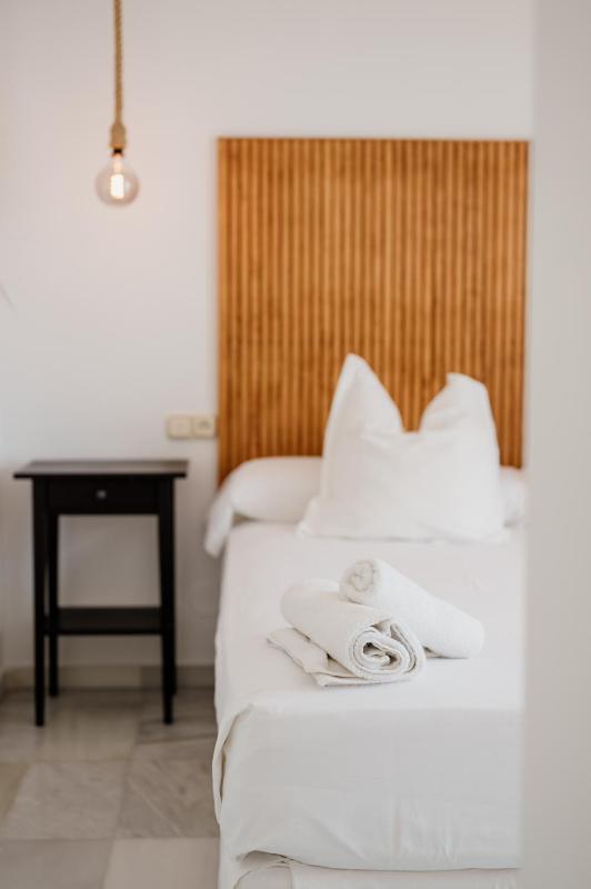 Apartamentos PUERTO MARINA DEL ESTE - image 11