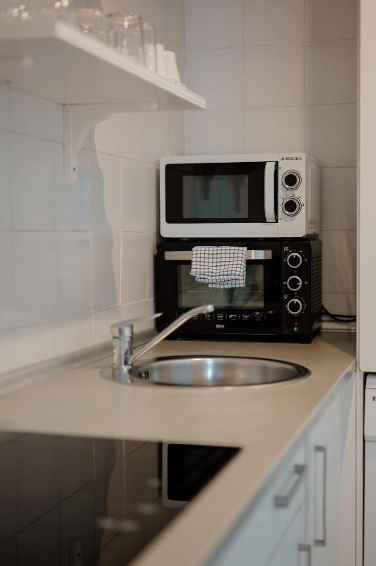 Apartamentos PUERTO MARINA DEL ESTE - image 10