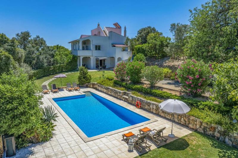 Villa Alfarrobeira by Villa Plus - image 33