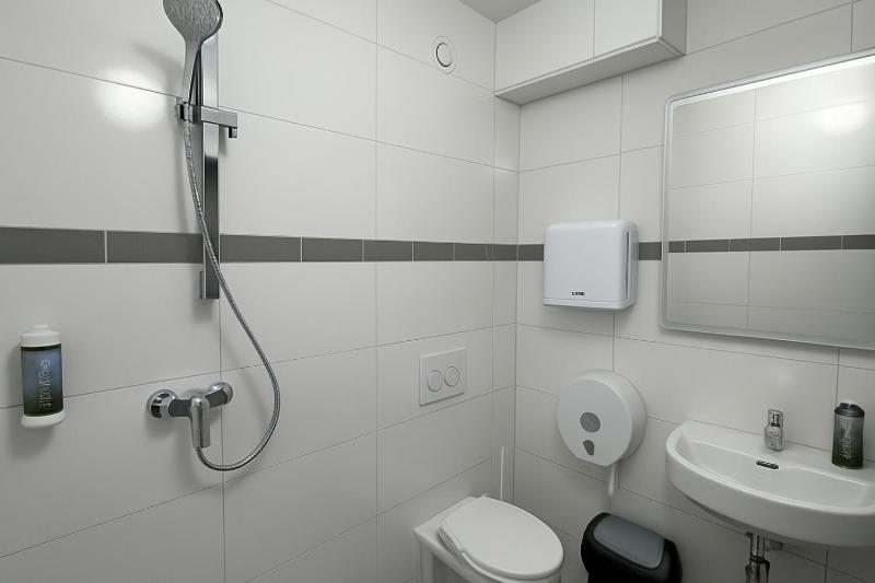 Hotelkonkurrenz Hostel - image 19