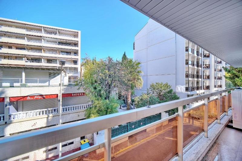 REF 1442 - Cannes Center - Apartment for rent - image 4