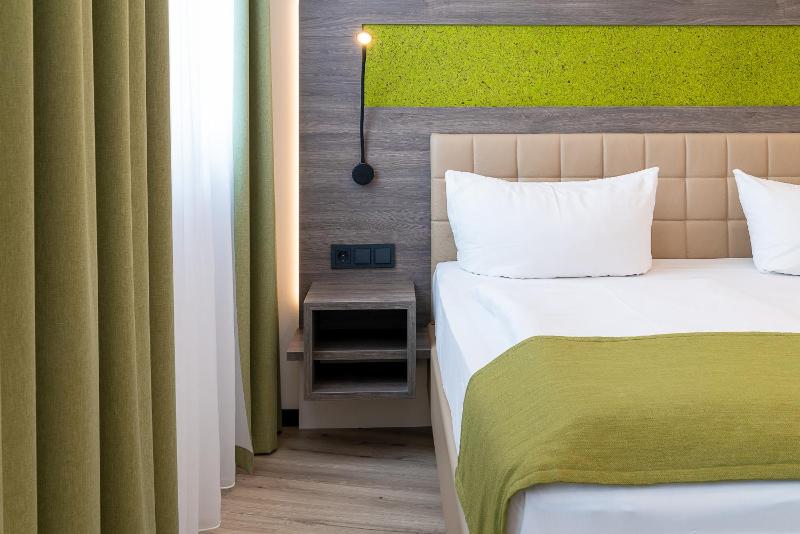 CHRIZZ Rooms - image 7