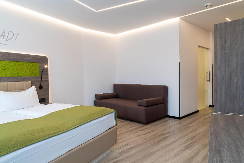 CHRIZZ Rooms - image 5