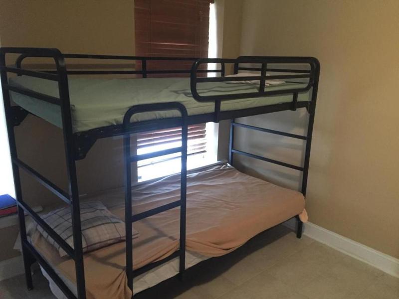 Mayflower Hospitality Hostel 1 - image 3