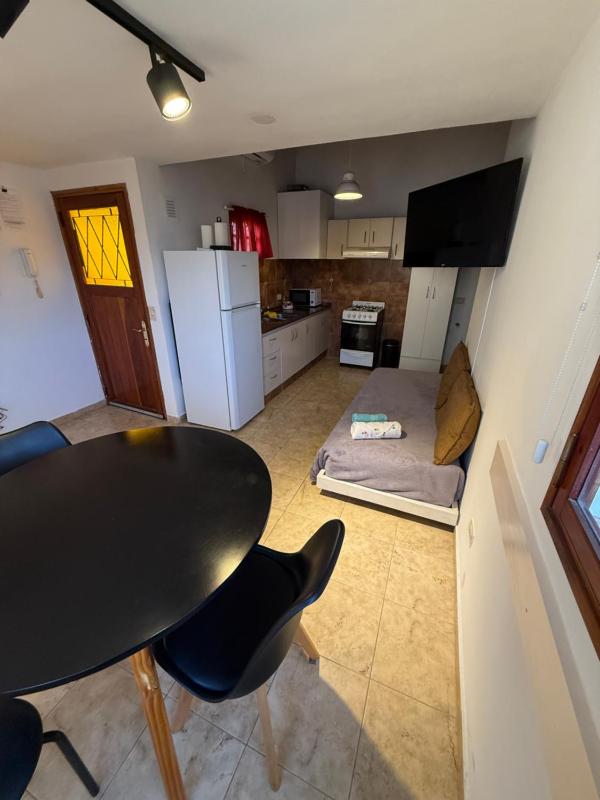Departamento cerca del centro - Carhue - image 13