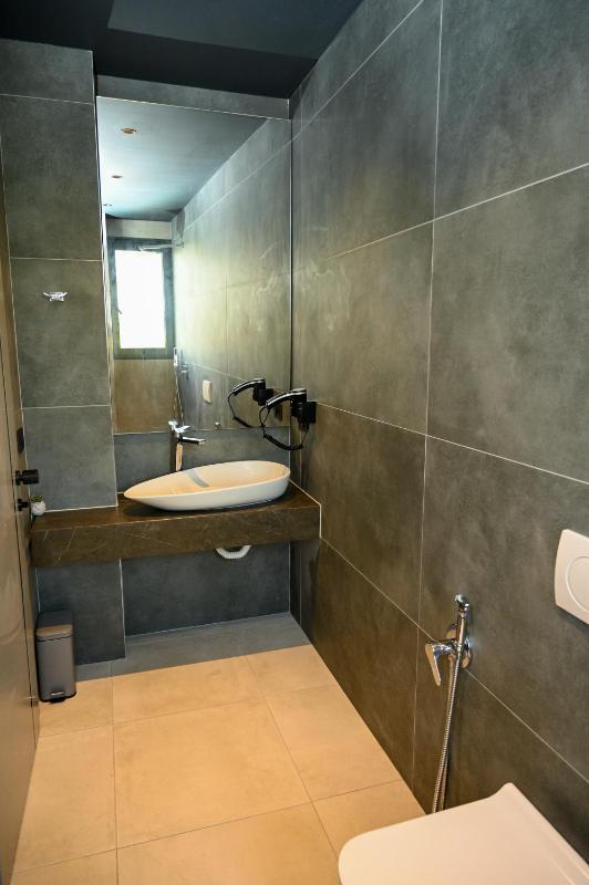 Bliss Luxury Villa - image 3