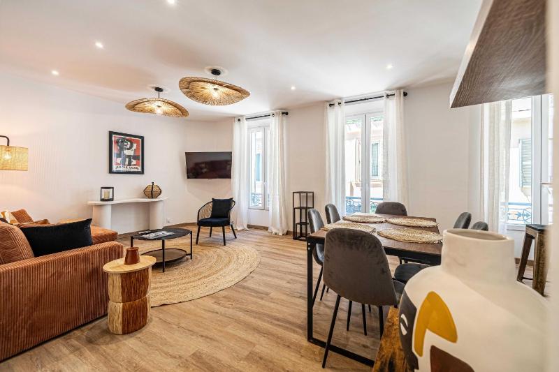 Magnificent apartment - AC- 2BR- 4P - Cannes - image 12