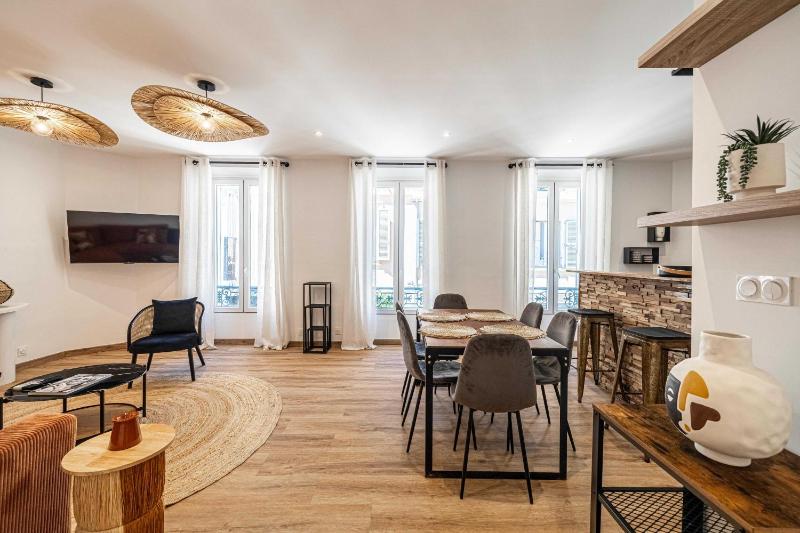 Magnificent apartment - AC- 2BR- 4P - Cannes - image 18