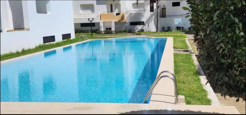 Appartement avec piscine dans une résidence fermée - image 1