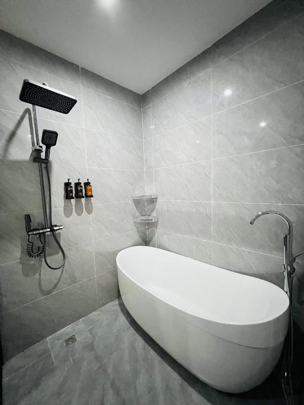 Times Mansion Hotel King Twin bed - image 11