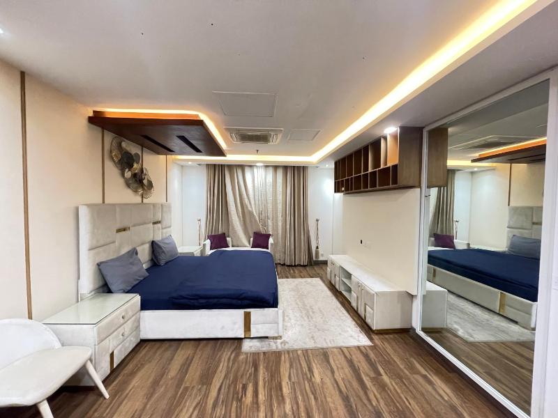 2 BHK Luxuries Apartment At Goldcrest Mall DHA - image 12