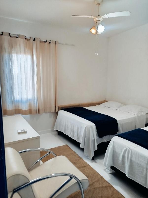 Apartamento 400 metros praia da enseada - image 2