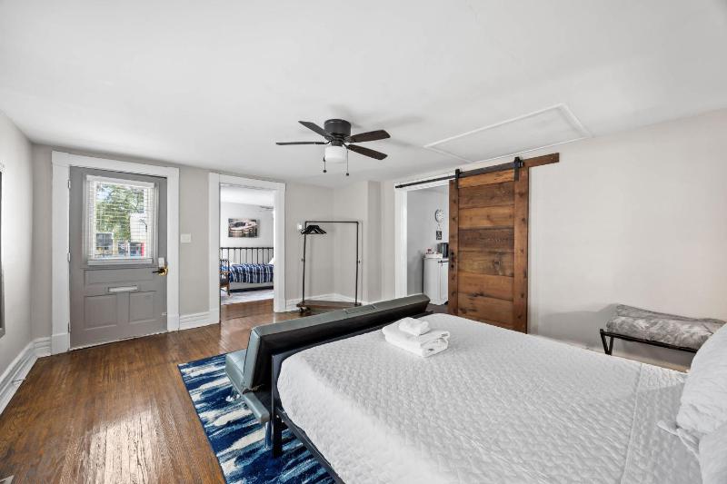 Historic Highlands Retreat Prime Location Gem - image 39