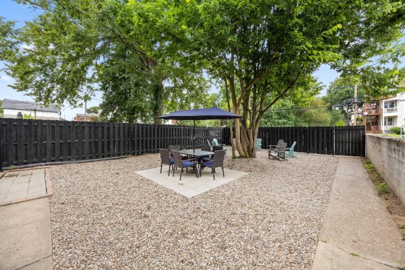 Historic Highlands Retreat Prime Location Gem - image 19