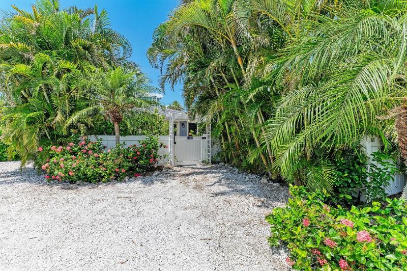 Salt Air East managed by Beach Retreats - image 16