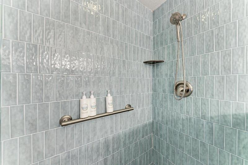 Salt Air East managed by Beach Retreats - image 11