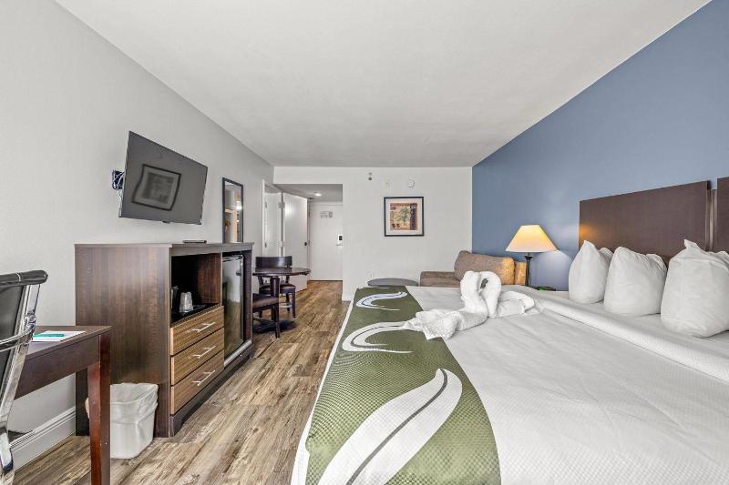 Quality Inn & Suites Tampa near Fairgrounds and Casino - image 44